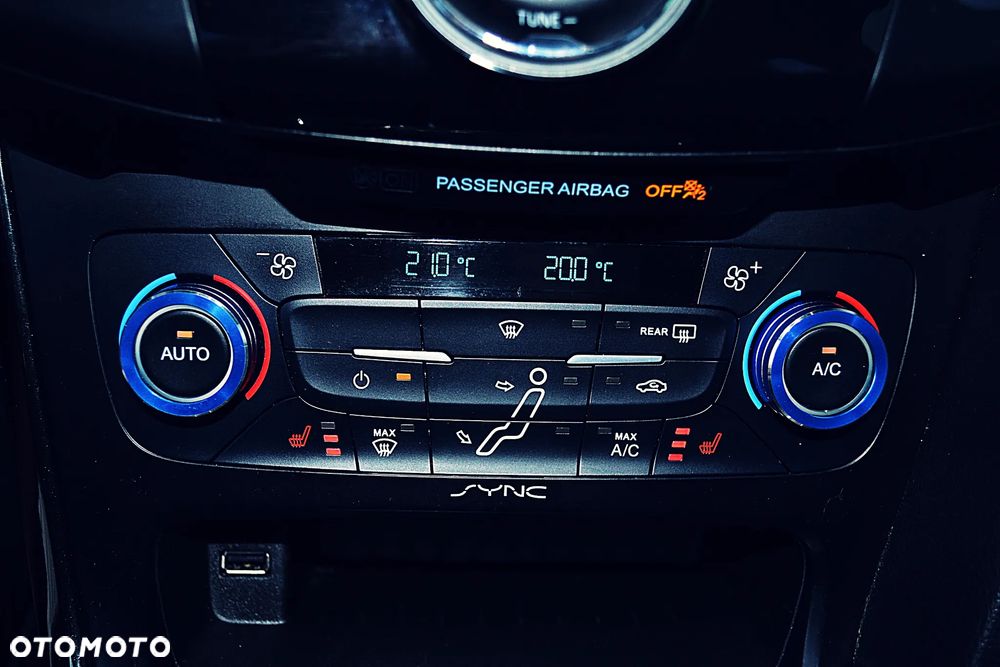 Ford Focus - 22