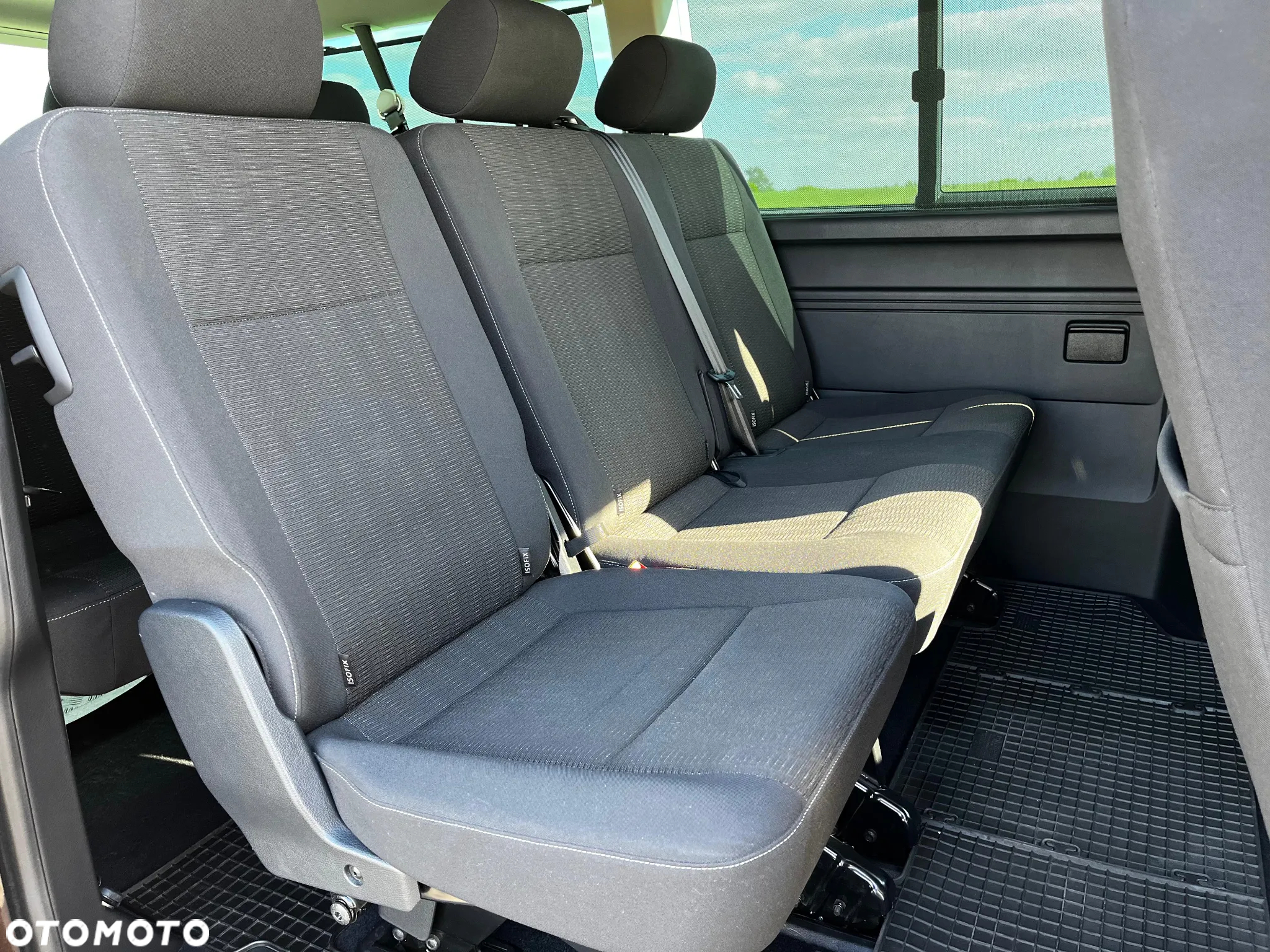 Volkswagen Caravelle 2.0 TDI L2 Comfortline - 15