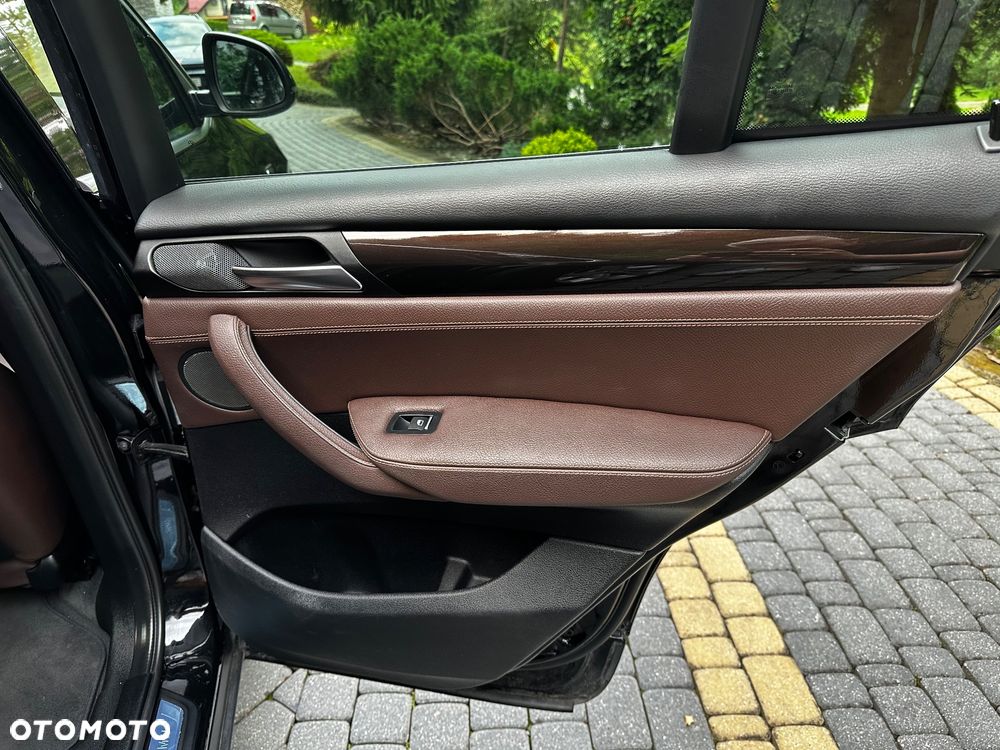 BMW X4 xDrive20d xLine - 16