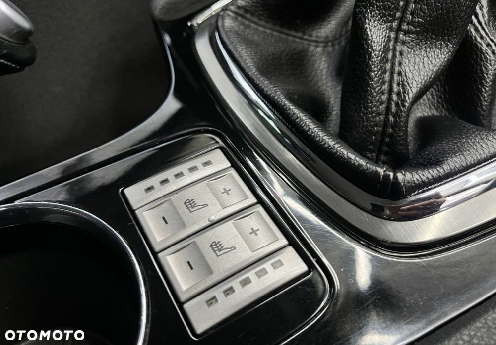 Ford Mondeo - 30