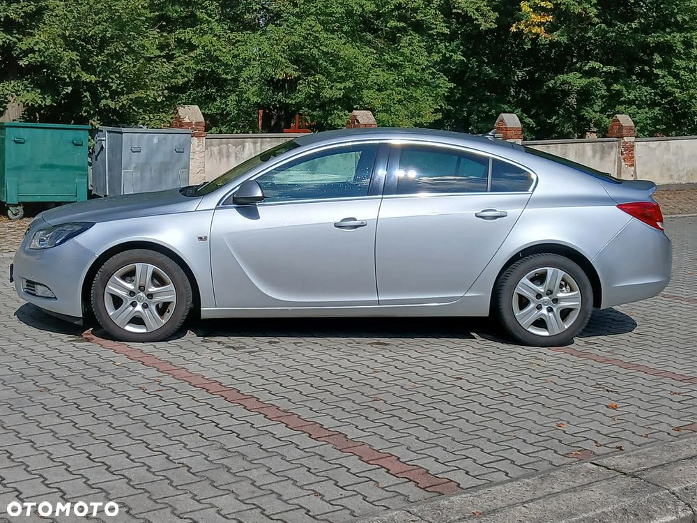 Opel Insignia 2.0 CDTI - 6