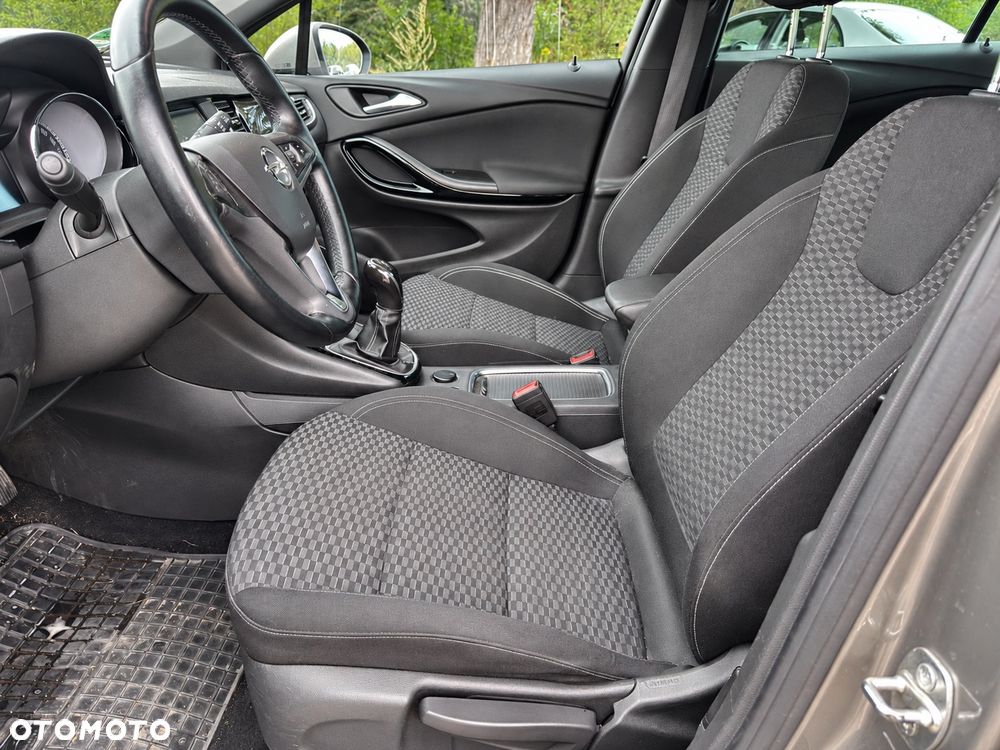 Opel Astra 1.4 T Enjoy - 4