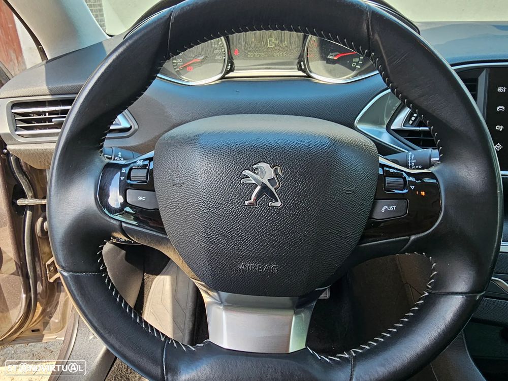 Peugeot 308 SW - 26