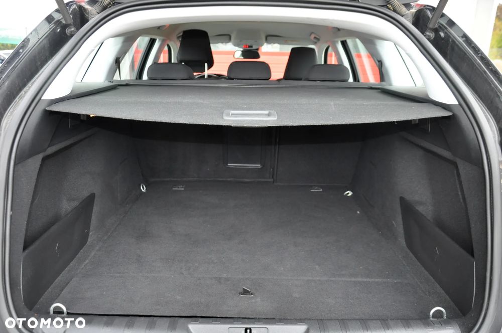 Peugeot 308 BlueHDi 130 EAT8 Stop & Start Active Pack - 28