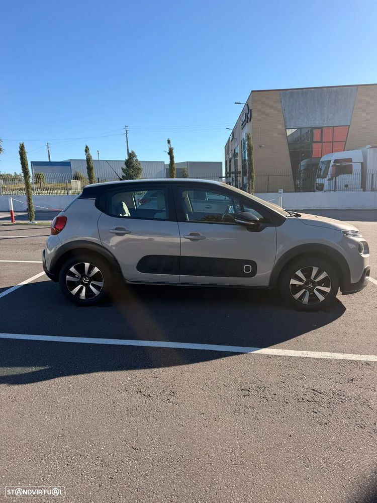 Citroën C3 1.2 PureTech Shine - 3
