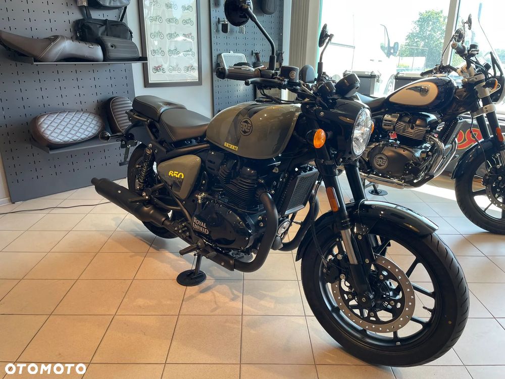 Royal Enfield Shotgun - 3