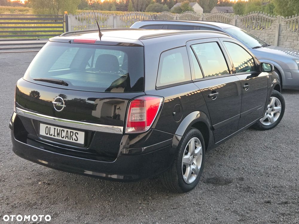 Opel Astra - 4
