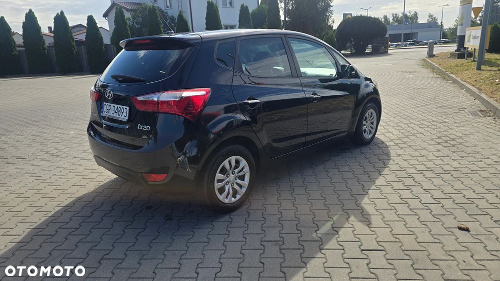 Hyundai ix20 1.4 Comfort - 12