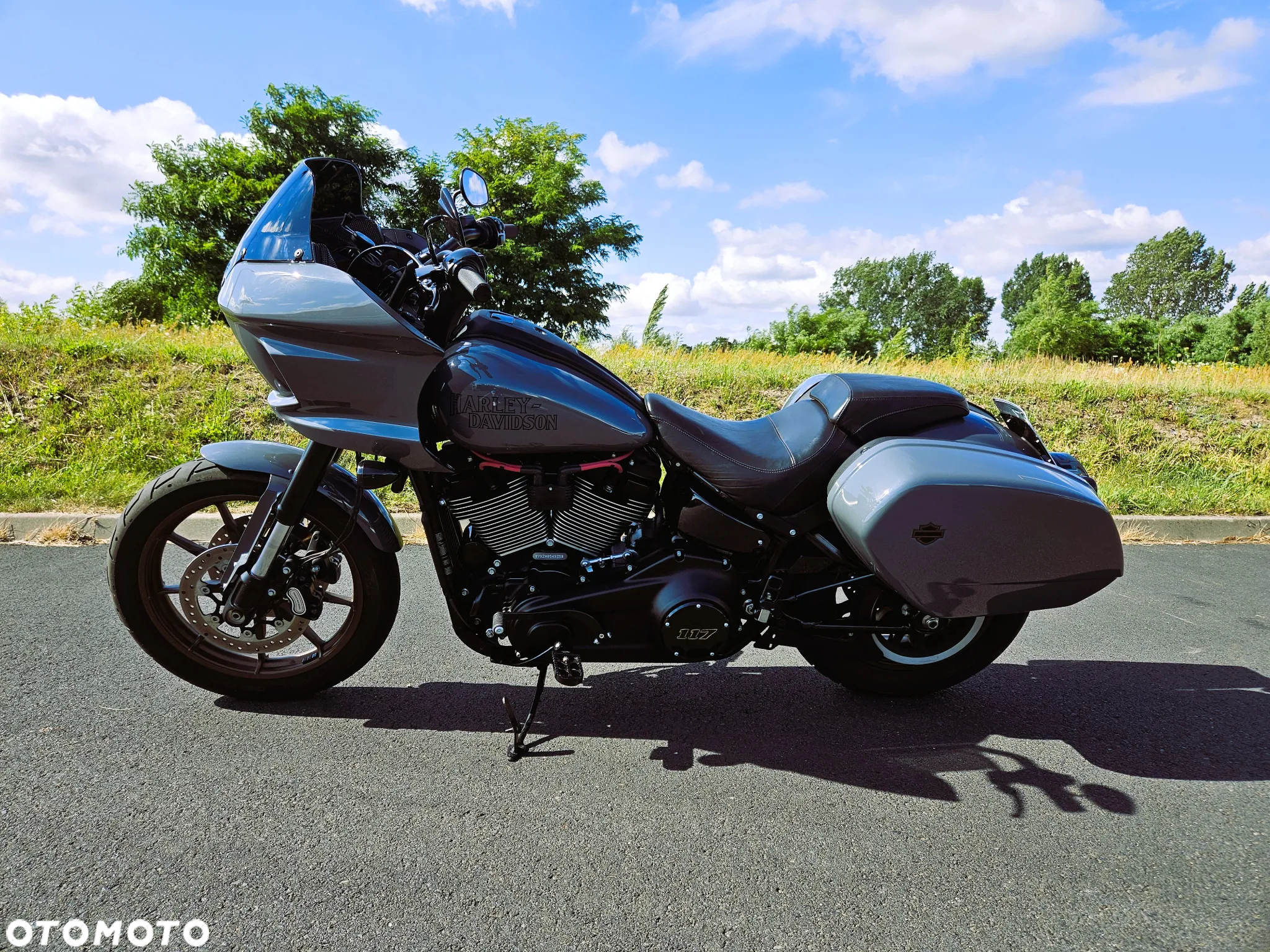 Harley-Davidson Softail Low Rider - 4