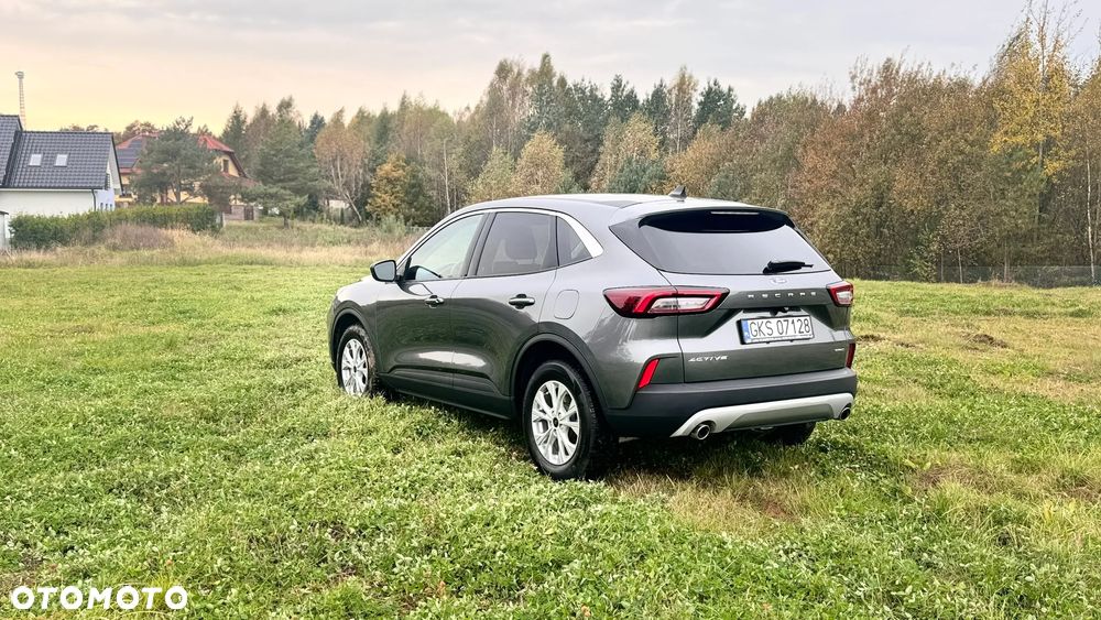 Ford Kuga - 9