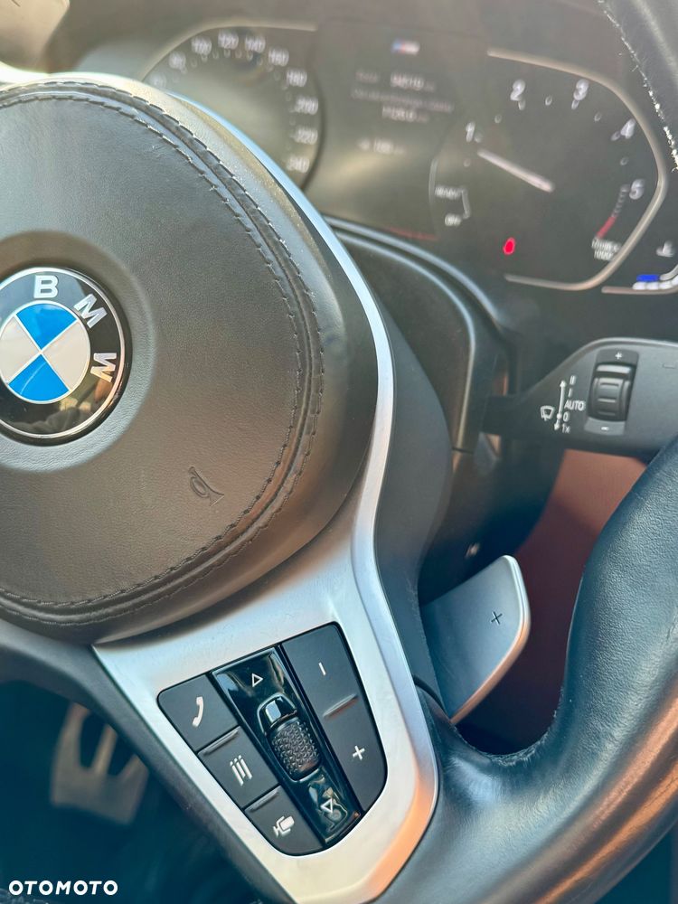 BMW Seria 5 520d M Sport - 14