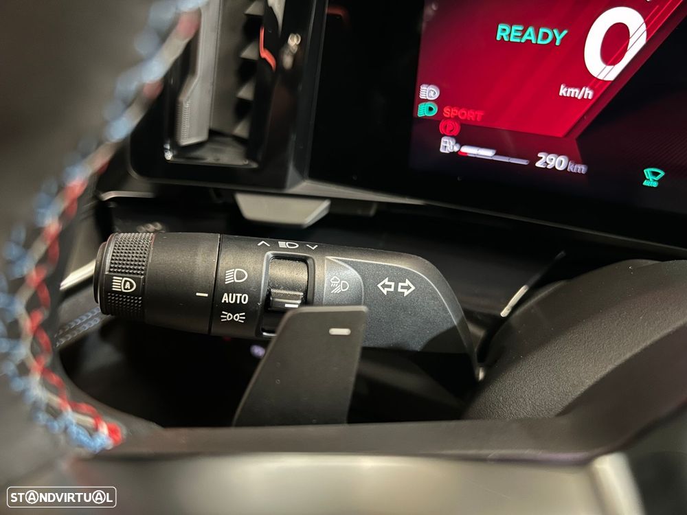Renault Austral 1.2 E-Tech Techno Espirit - 41