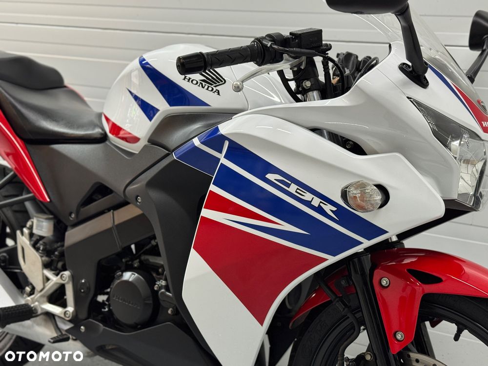 Honda CBR - 9