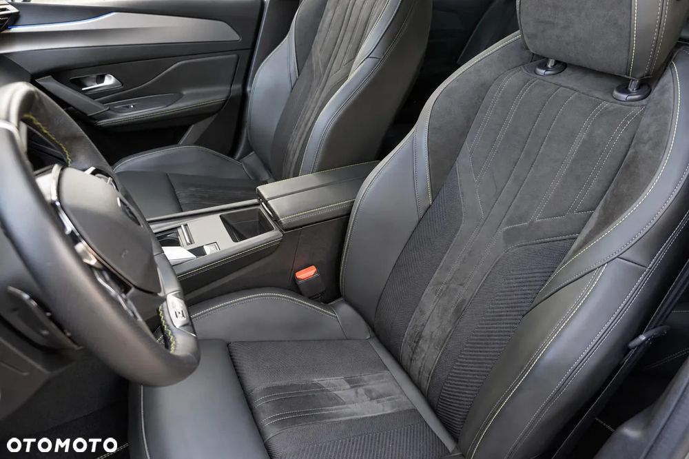 Peugeot 308 1.2 PureTech GT S&S EAT8 - 29