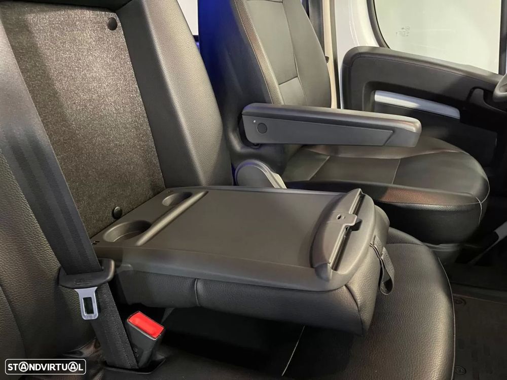 Peugeot Boxer 2.2 BlueHDi 335 L2 CD - 15