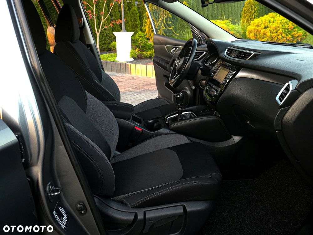 Nissan Qashqai 1.6 DIG-T Tekna - 16