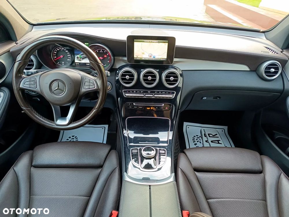 Mercedes-Benz GLC - 28