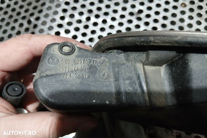 Usita rezervor 5N0809857D 5N0809857 5N0809857D 5N0809857 Volkswagen V - 3