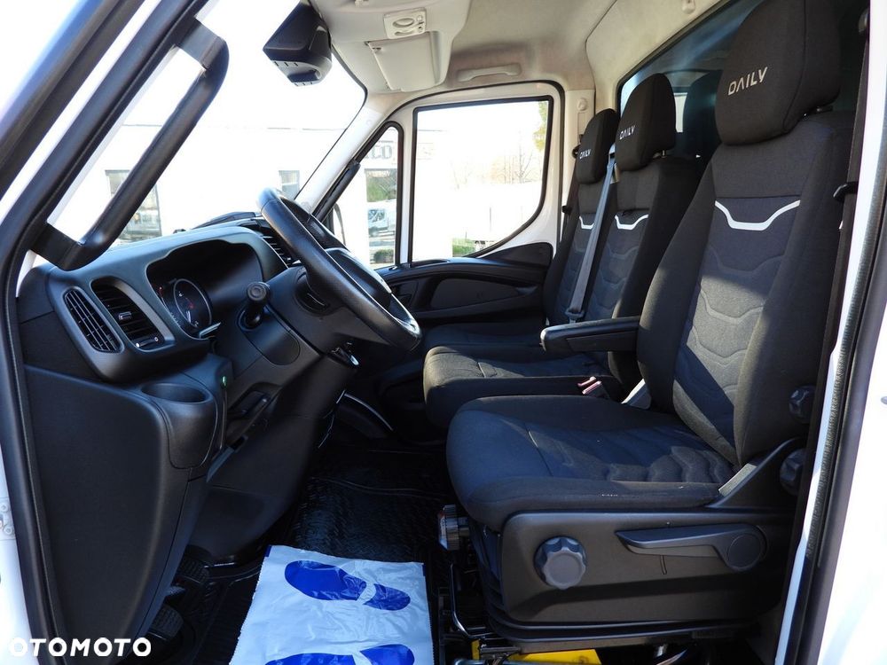 Iveco DAILY 50C17 PLANDEKA 10 PALET TEMPOMAT BLIŹNIACZE KOŁA KLIMATYZACJA  180KM - 28