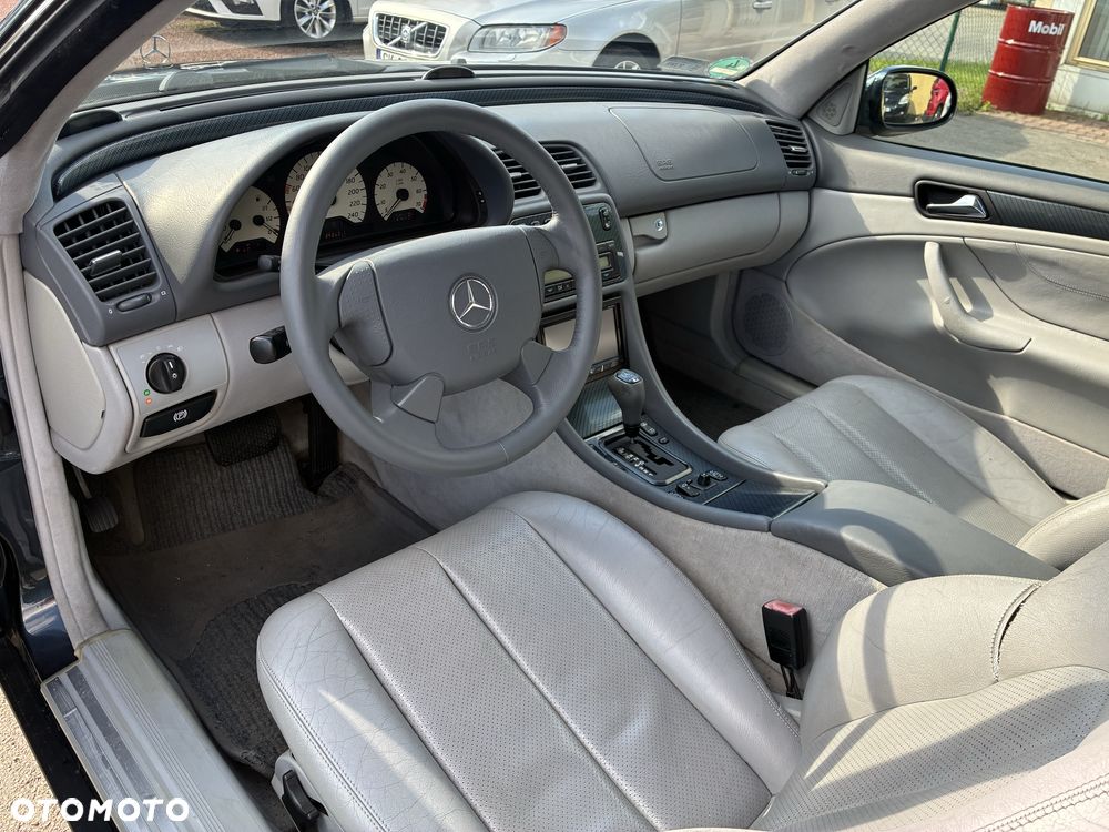 Mercedes-Benz CLK - 5