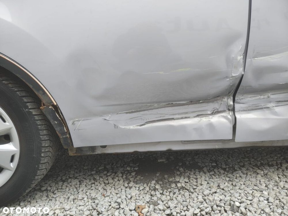 Ford C-MAX 1.6 EcoBoost Titanium - 14