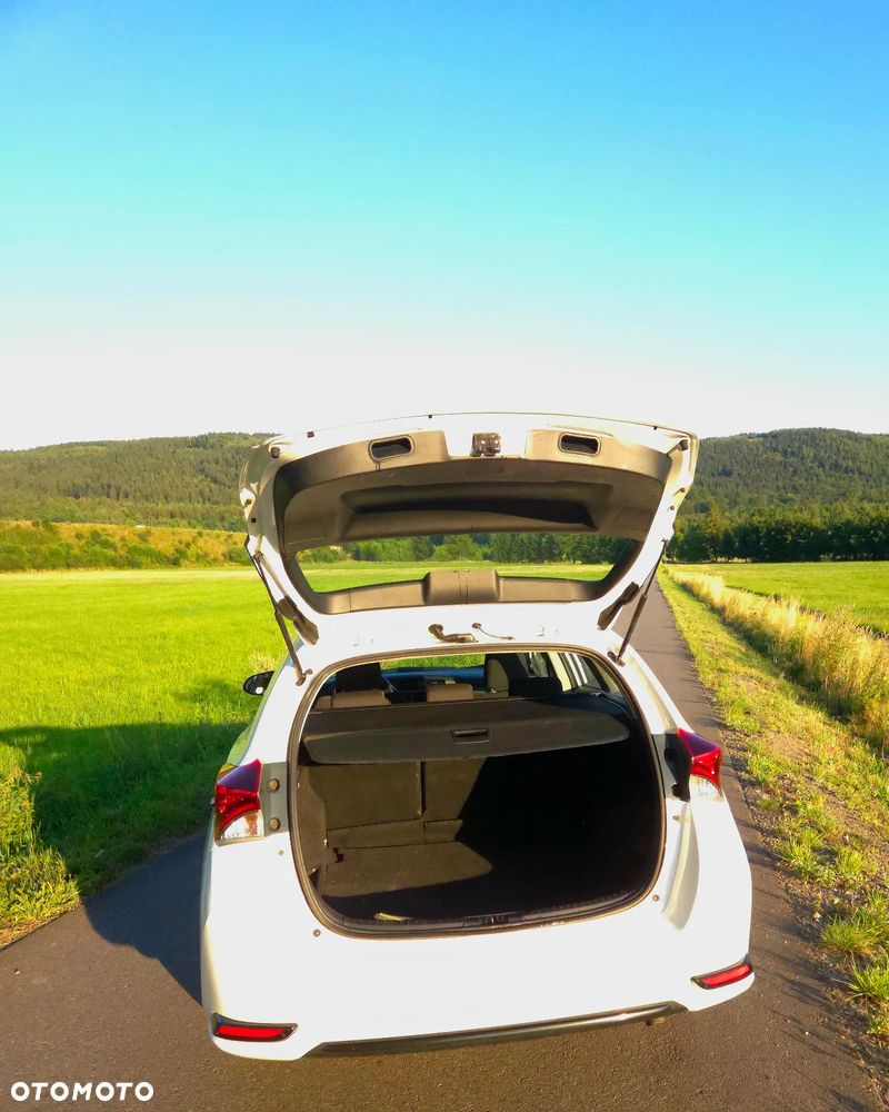 Toyota Auris 1.33 VVT-i Premium - 7