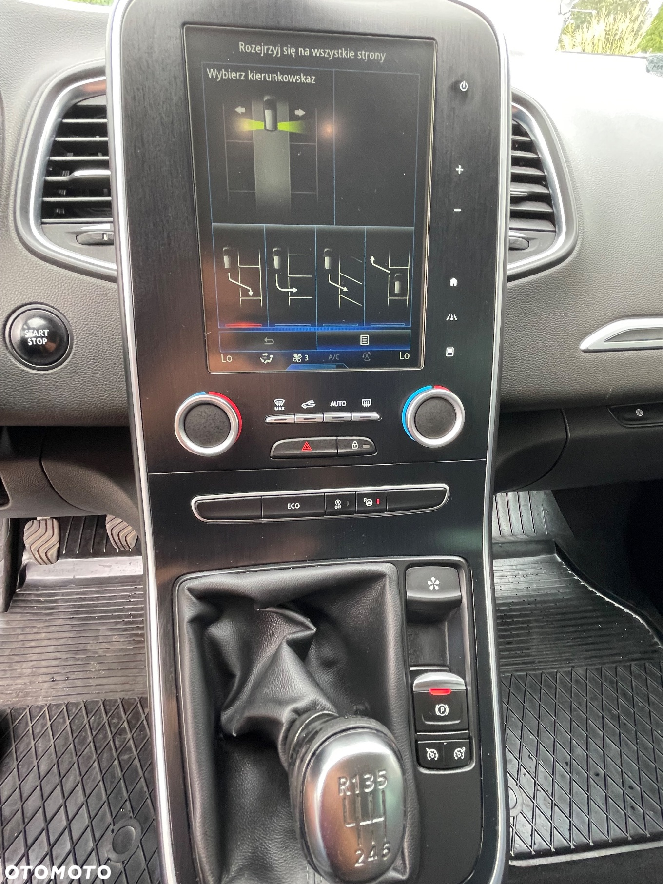 Renault Scenic - 8
