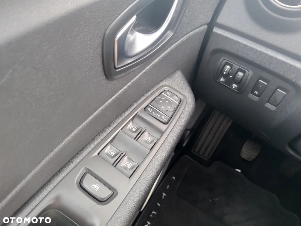 Renault Captur (ENERGY) TCe 90 LIMITED - 15