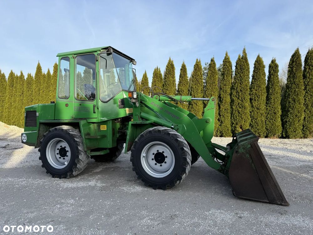 Zettelmeyer ZL 802 / ORYGINAŁ / NIE MALOWANA / PIĘKNIE UTRZYMANA / SILNA I SZYBKA / ZADBANA / SPROWADZONA Z NIEMIEC / SILNIK DEUTZ / 602 702 407 408 410 60 70 80 M - 3