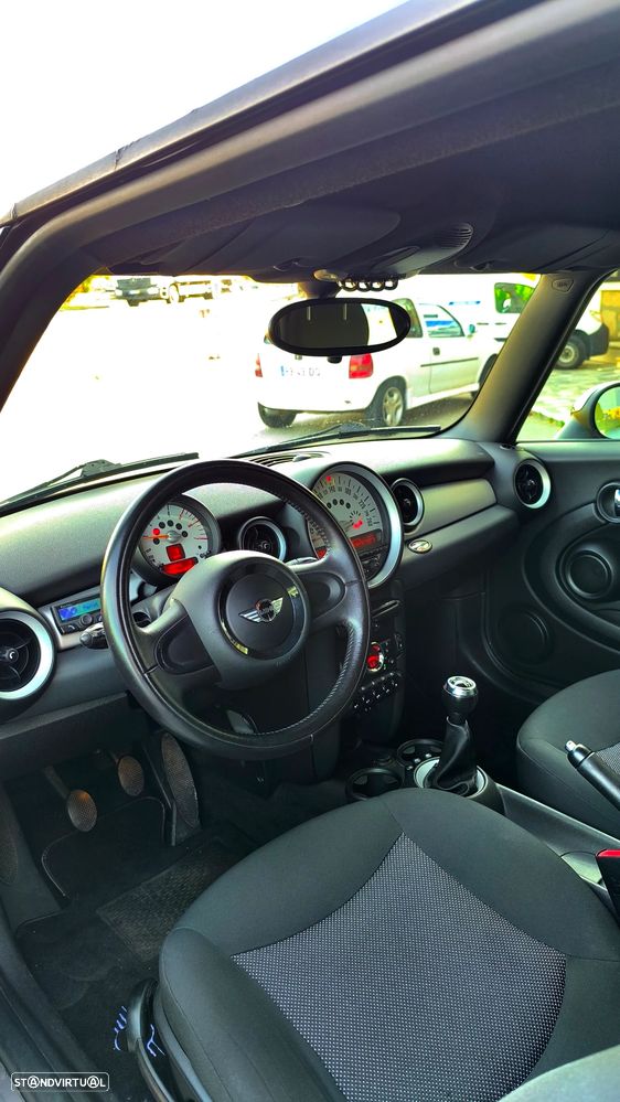 MINI 3 Portas Cooper D - 7