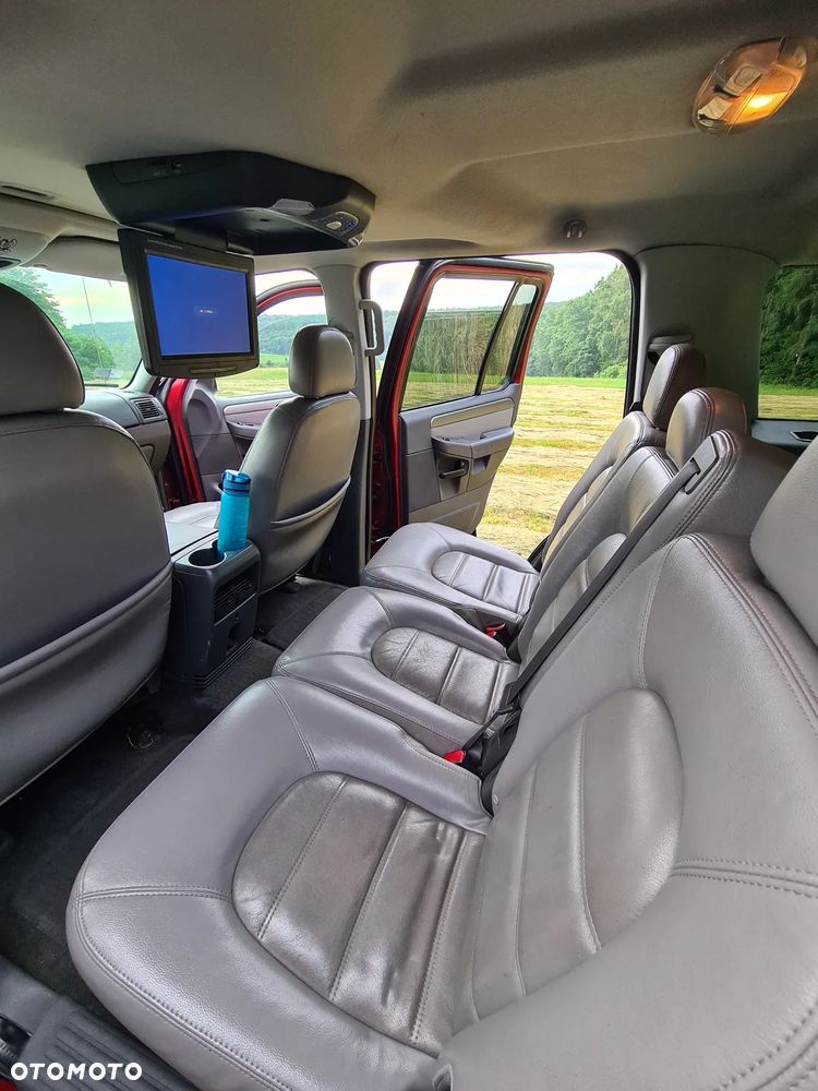 Ford Explorer 4.0 AWD - 12