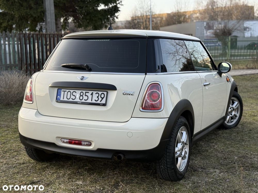 MINI ONE - 6
