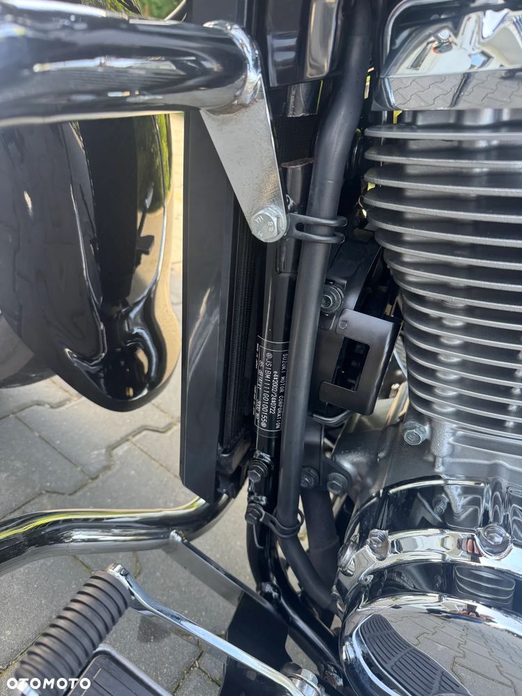 Suzuki VL 800 Volusia - 19