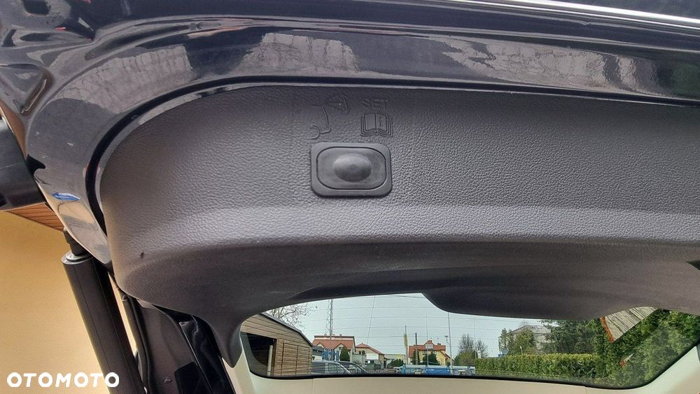 Ford Kuga - 22