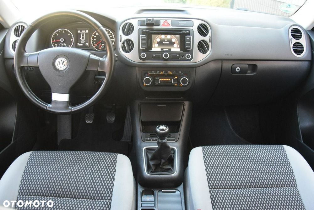 Volkswagen Tiguan 2.0 TDI BlueMot Trend&Fun - 27