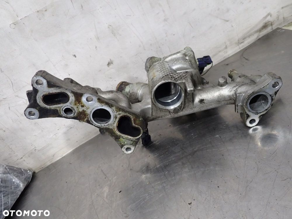 OBUDOWA TERMOSTATU HONDA ACCORD VII 3.0VTEC - 11