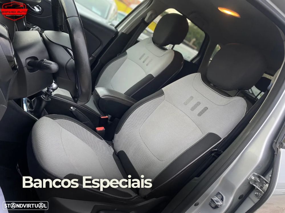 Renault Captur 1.5 dCi Exclusive - 14