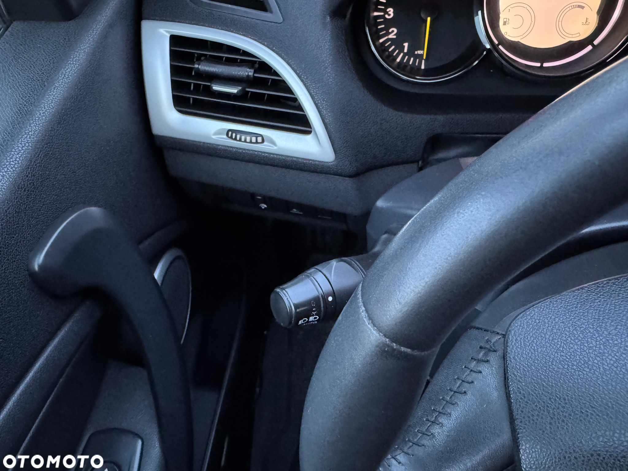 Renault Megane 1.6 16V 110 Dynamique - 26