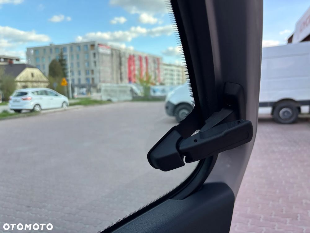 Citroën C4 Cactus BlueHDi 100 Airdream Stop&Start Feel - 22