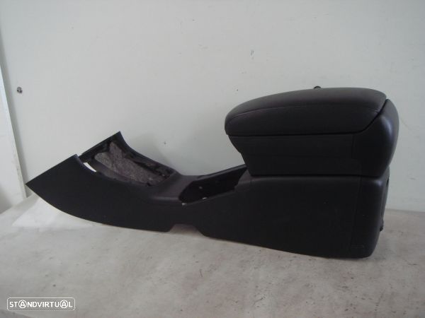 Consola Central Toyota Avensis (_T25_) - 1