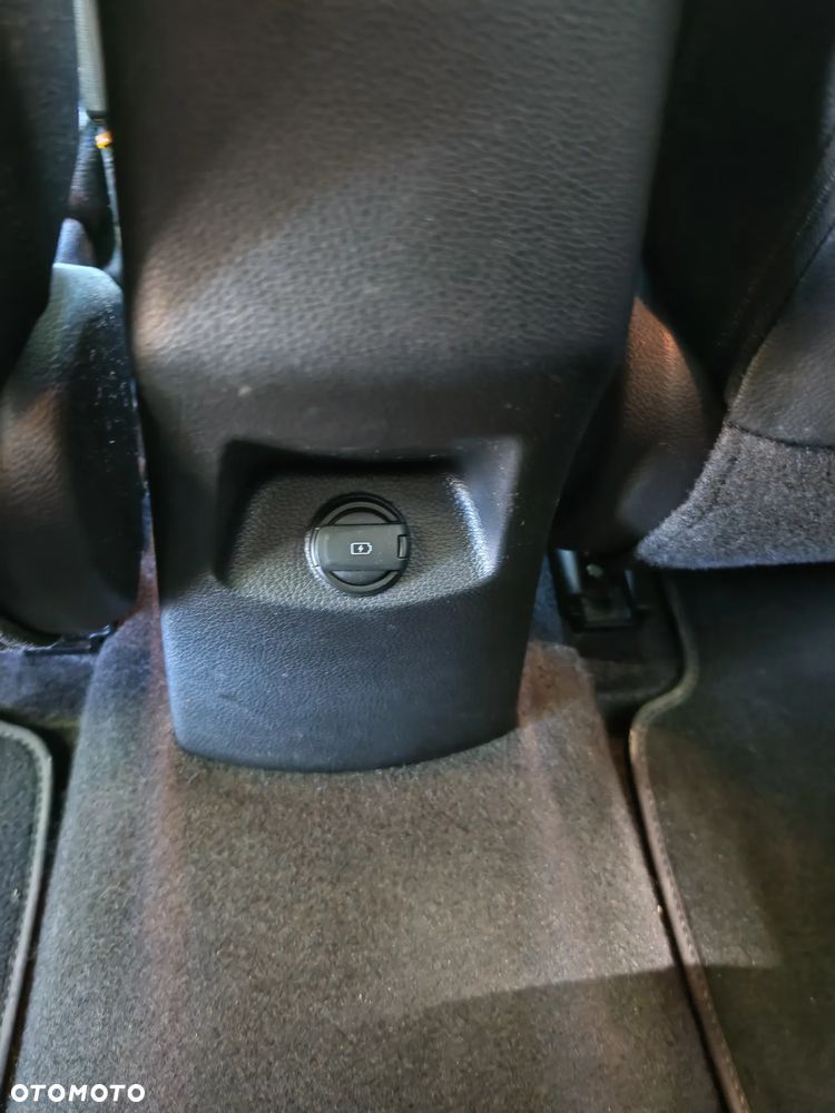Kia Stonic - 16