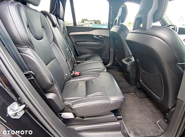 Volvo XC 90 D5 AWD R-Design 7os - 22