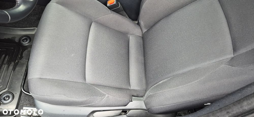 Toyota Corolla 1.8 Hybrid Active - 19