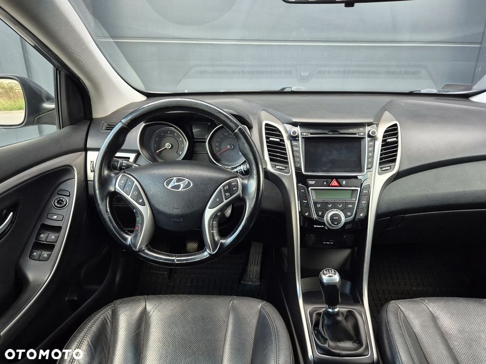 Hyundai i30 1.4 Premium - 12