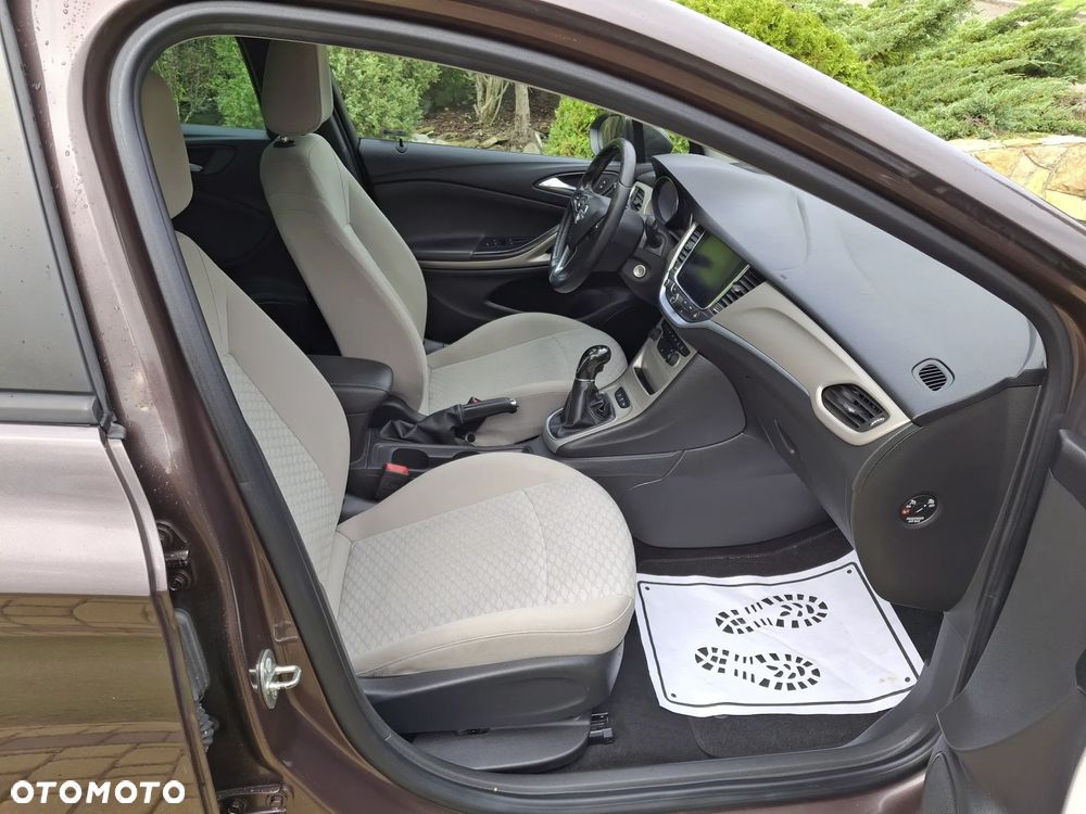 Opel Astra 1.0 Turbo Start/Stop Sports Tourer Business - 16