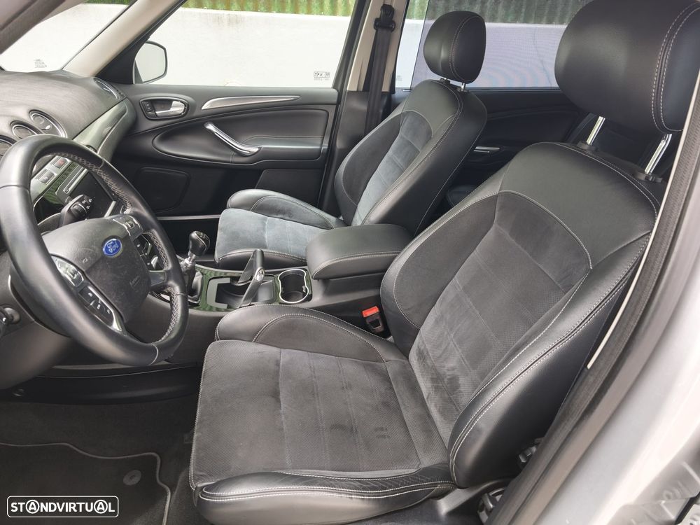 Ford S-Max 2.0 TDCi Titanium 7L - 8