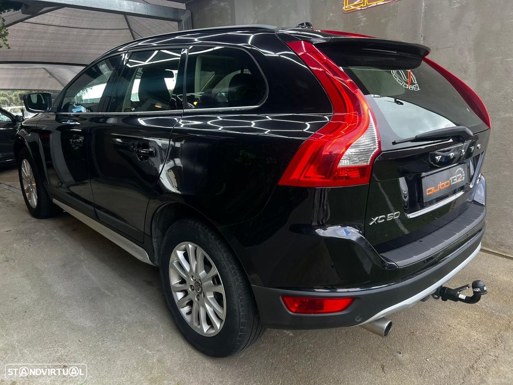 Volvo XC 60 D5 Momentum - 36