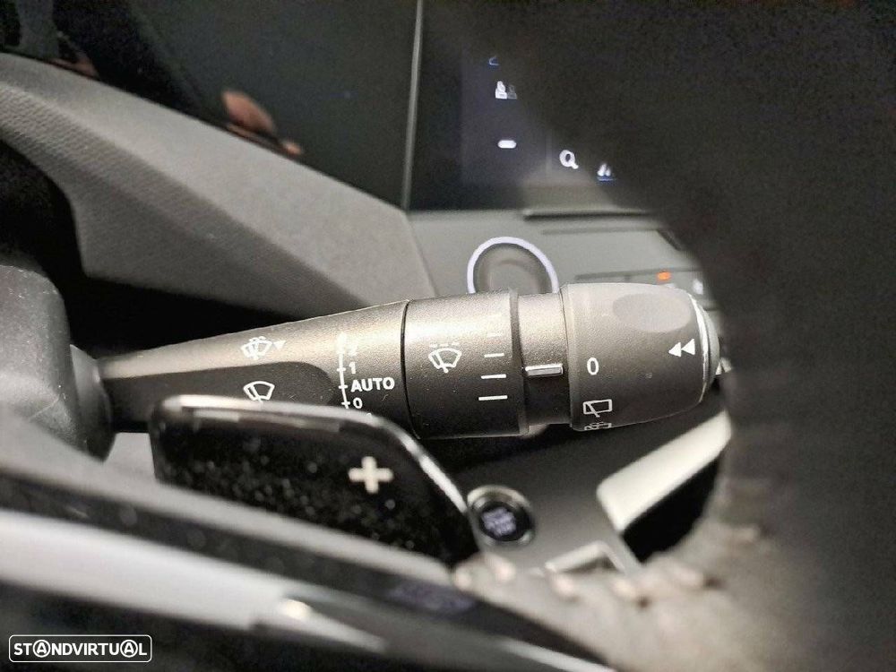 Peugeot 308 1.2 Hybrid Style e-DCS6 - 15