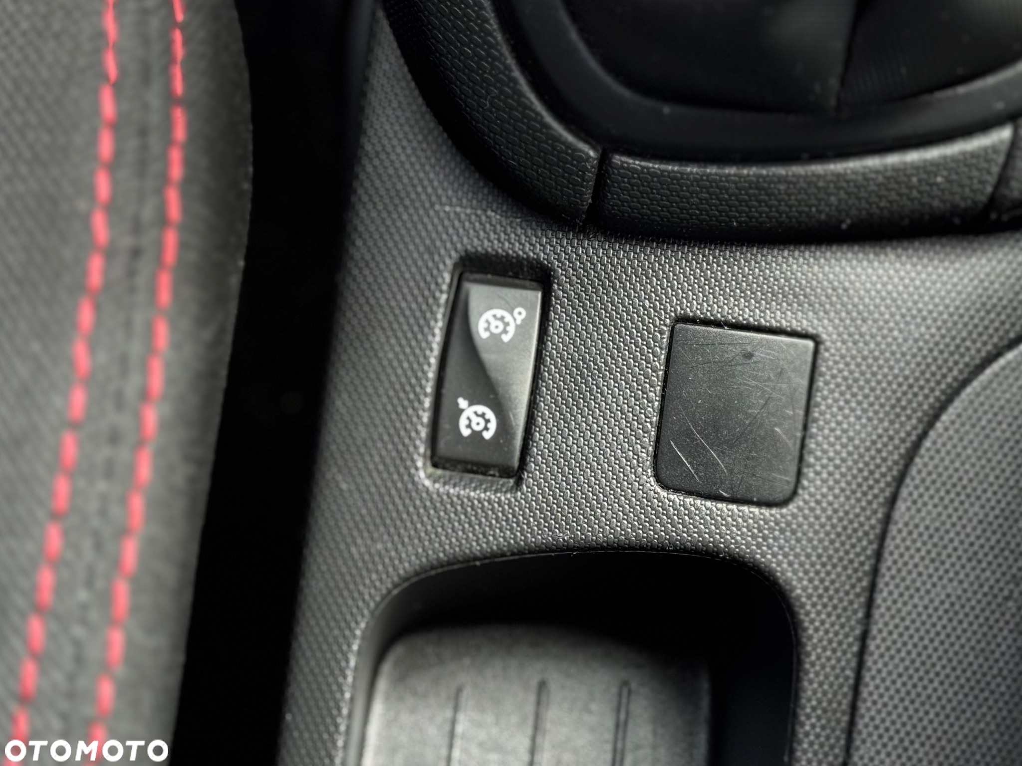 Renault Clio - 19