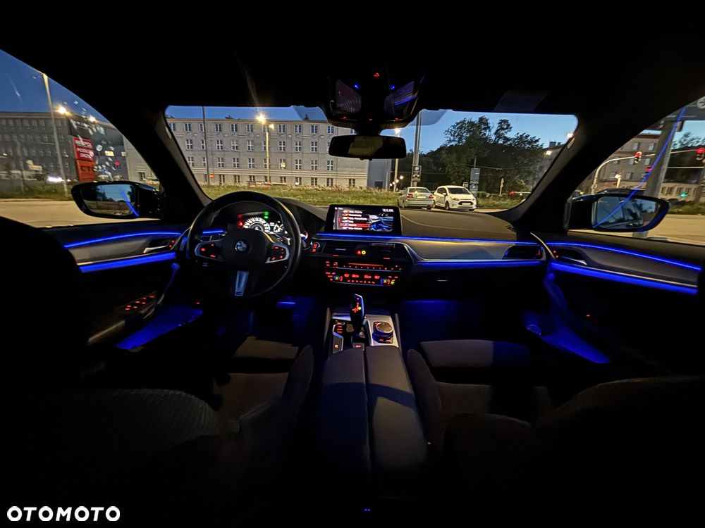 BMW Seria 5 - 18